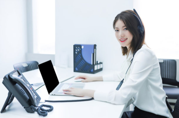 上海電話客服工控機(jī)行業(yè)解決方案